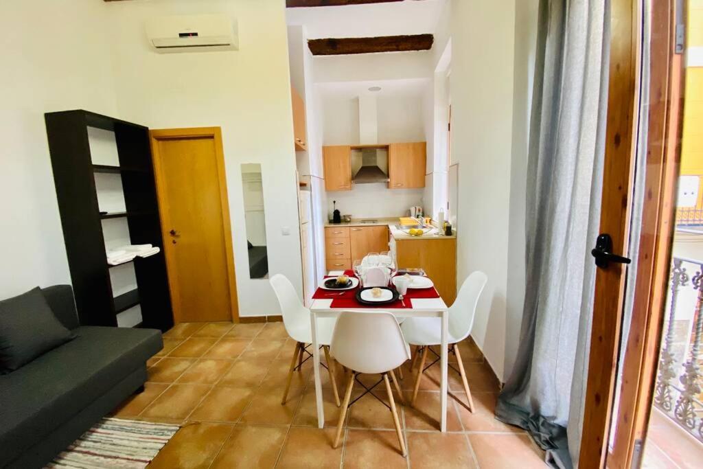 Апартаменты Acogedor Loft En Centro Historico Валенсия Экстерьер фото